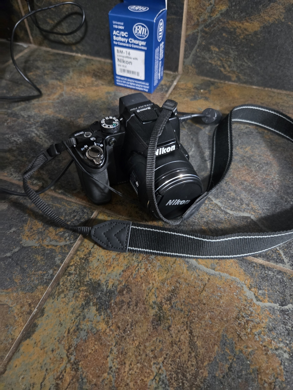 Nikon Black Compact DSLR Camera with Strap For Parts Orange Light Blinks When On